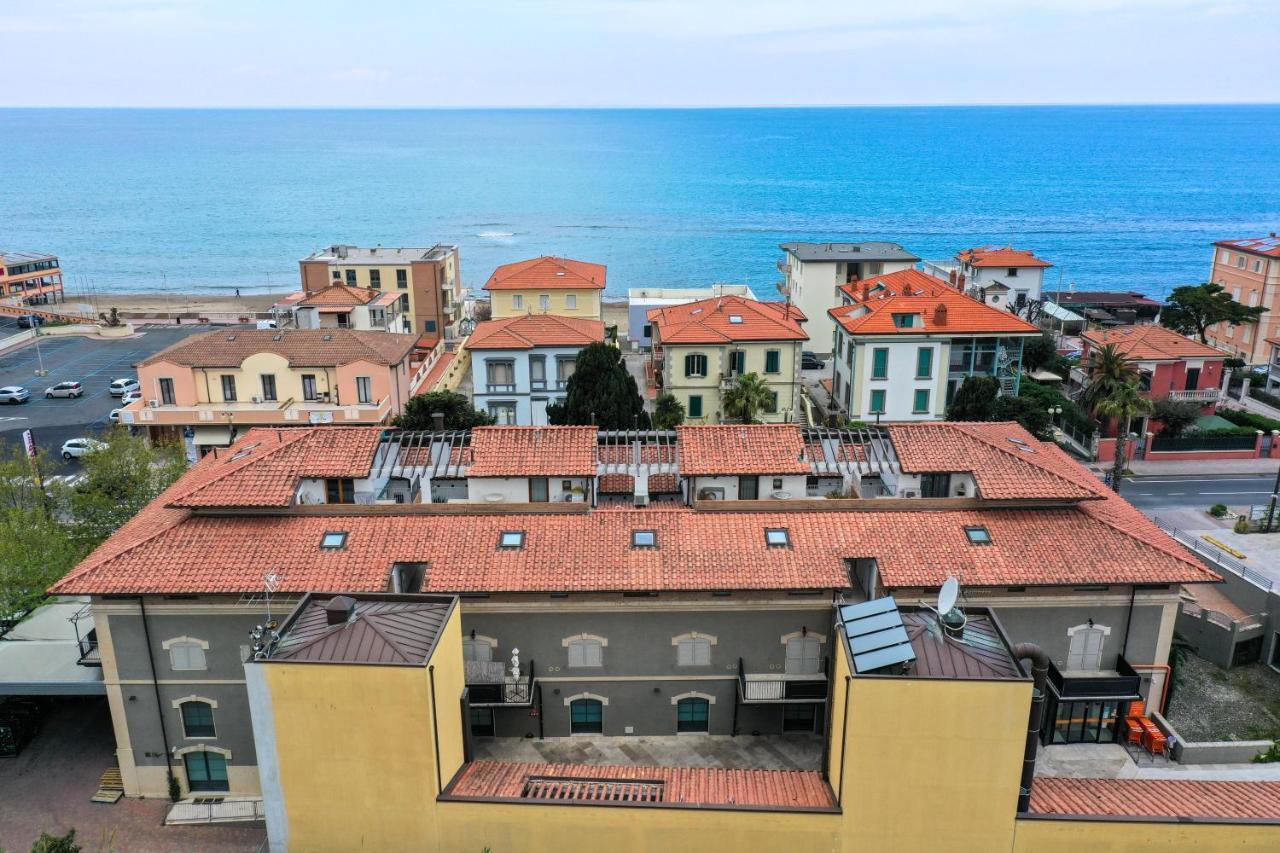 Casa Myconis 68Mq A Due Passi Dal Mare Di San Vincenzo Apartment Екстериор снимка
