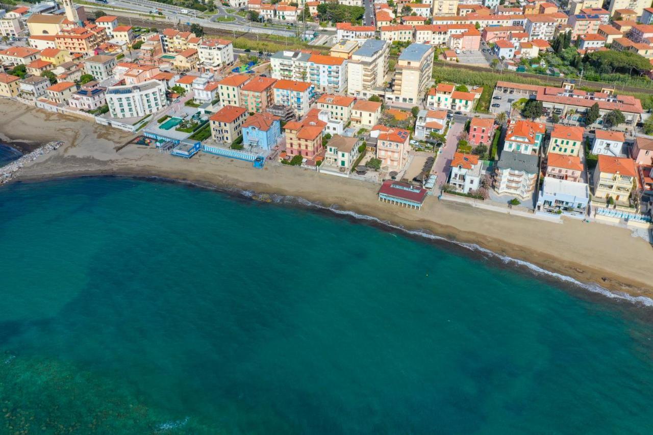 Casa Myconis 68Mq A Due Passi Dal Mare Di San Vincenzo Apartment Екстериор снимка